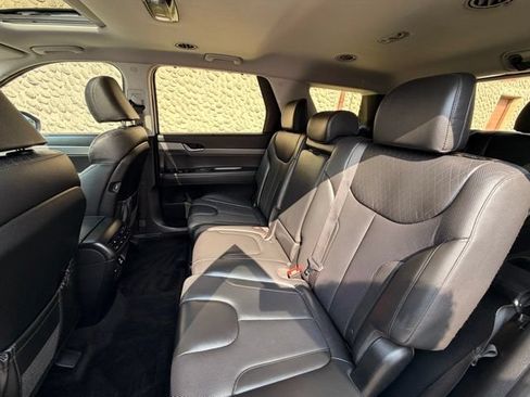 Used 2022 Hyundai Palisade SEL w/ 8P Bench Seat Package AWD/4WD image 19
