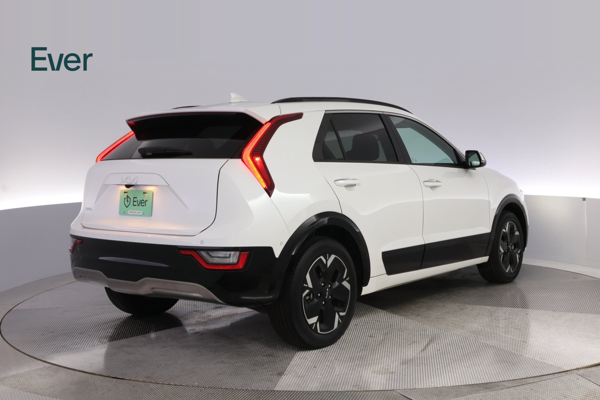 Used 2024 Kia Niro Wave FWD image 3