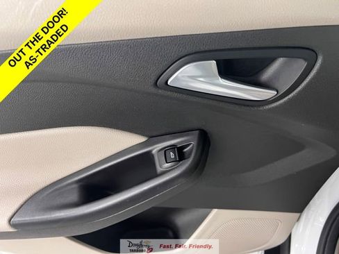 Used 2015 Ford Focus SE image 23