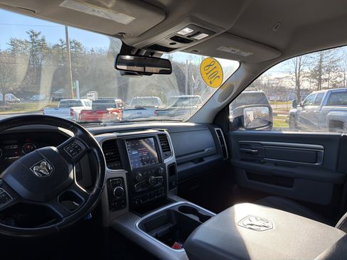 Used 2018 RAM 1500 Big Horn image 15