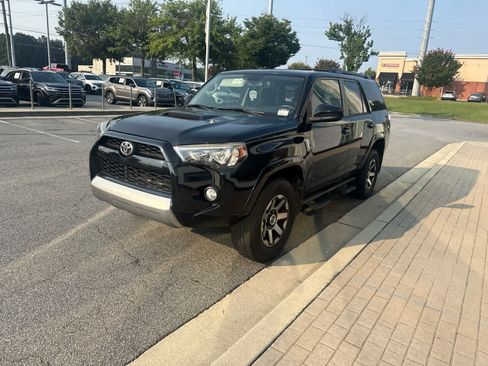 Used 2019 Toyota 4Runner TRD Off-Road AWD/4WD image 23