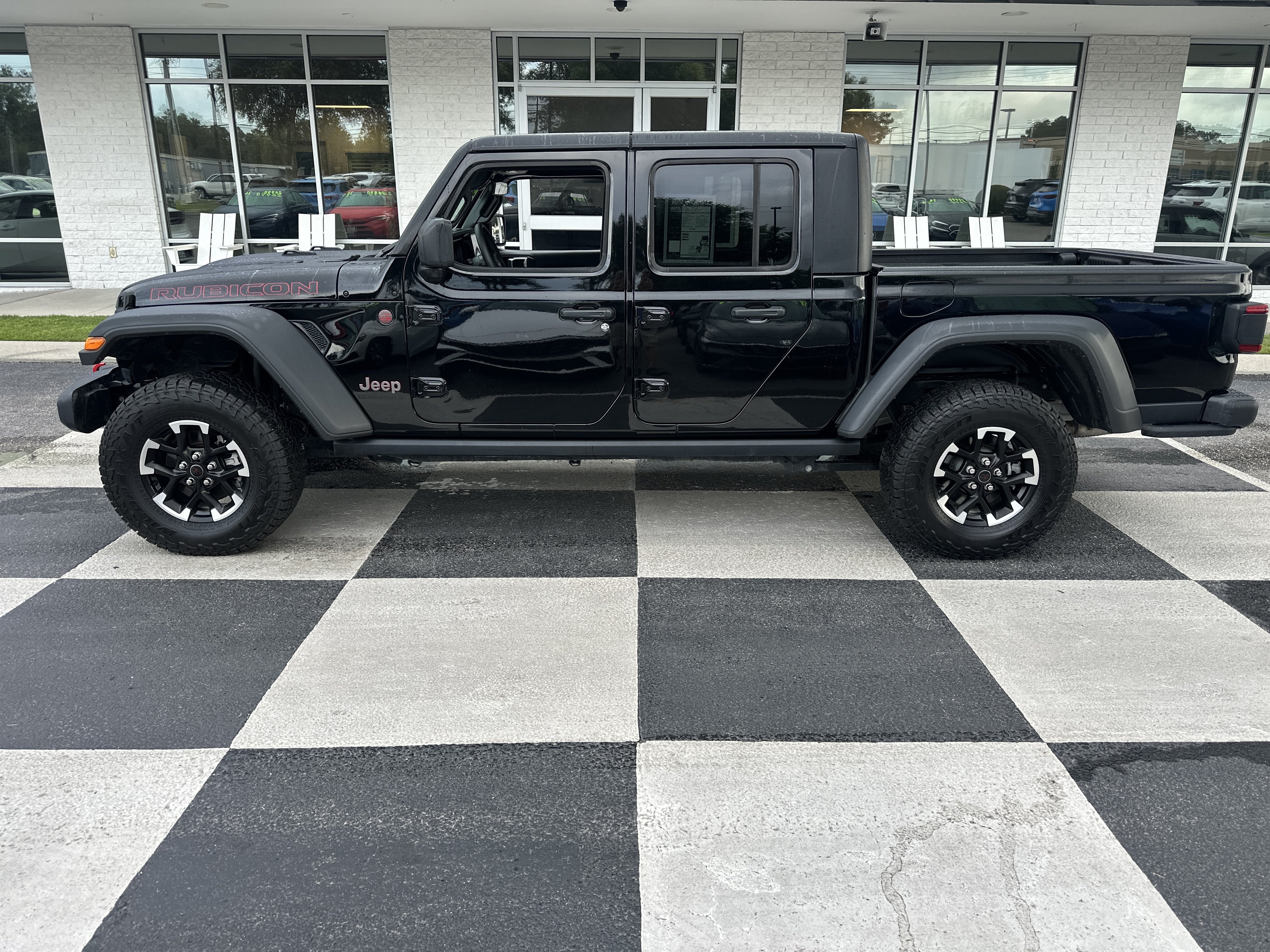 Used 2026 Jeep Gladiator Rubicon AWD/4WD image 1