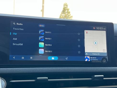 New 2025 Hyundai Tucson Limited image 17