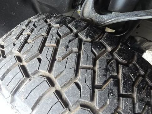 Used 2025 Chevrolet Silverado 1500 LT Trail Boss w/ Convenience Package II image 14