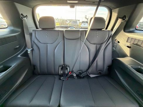 Used 2023 Hyundai Palisade Calligraphy FWD image 28