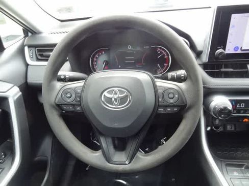 Used 2023 Toyota RAV4 XLE FWD image 14