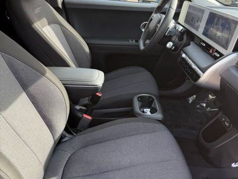 Used 2024 Hyundai Ioniq 5 SEL image 14