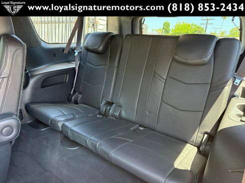 Used 2015 Cadillac Escalade ESV Platinum AWD/4WD image 17