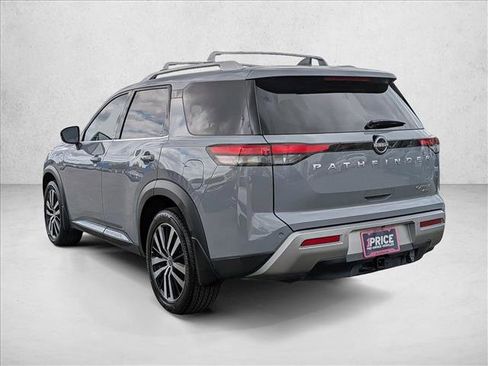 Used 2023 Nissan Pathfinder Platinum w/ Cargo Package AWD/4WD image 8