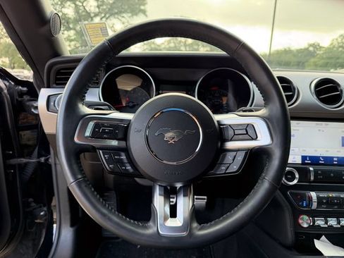 Used 2022 Ford Mustang GT Premium RWD image 10