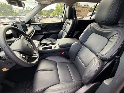 New 2025 Lincoln Aviator Reserve w/ Equipment Group 201A image 12