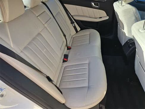 Used 2015 Mercedes-Benz E 350 Sedan image 21