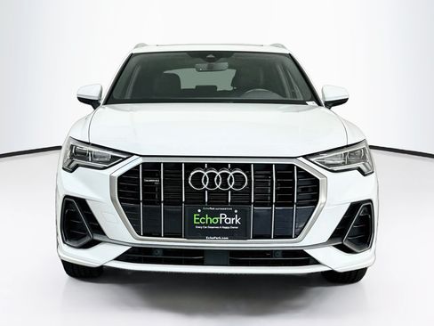 Used 2023 Audi Q3 2.0T Premium AWD/4WD image 2