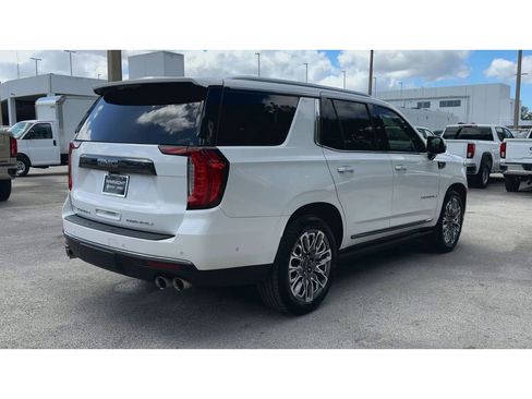 Certified 2023 GMC Yukon Denali Ultimate image 8