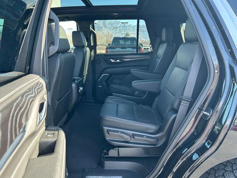 Used 2022 GMC Yukon Denali image 24