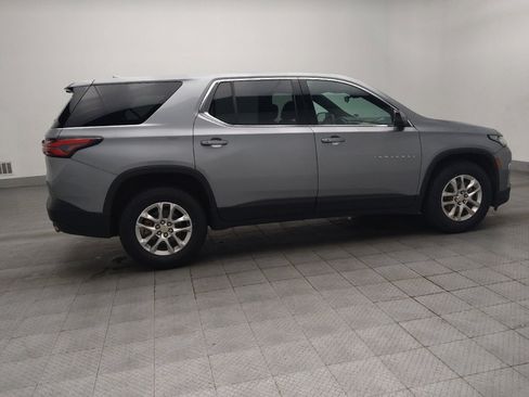 Used 2023 Chevrolet Traverse LS FWD image 10