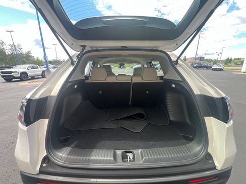Used 2025 Honda HR-V LX image 12