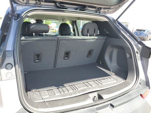 Certified 2023 Chevrolet Bolt EUV LT w/ Comfort Package FWD image 34