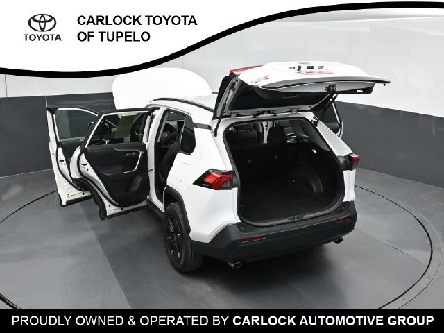 Used 2024 Toyota RAV4 XLE FWD image 56