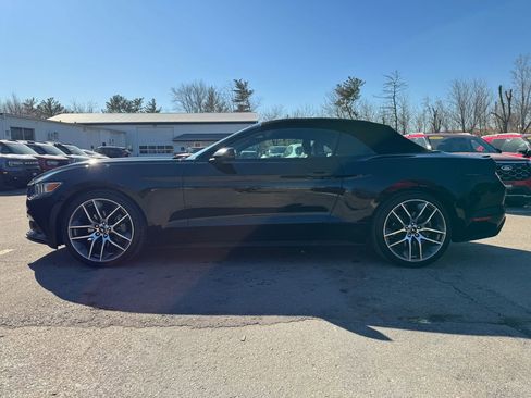 Used 2015 Ford Mustang Premium image 9