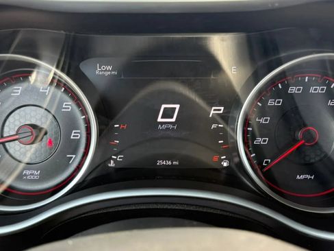 Used 2018 Dodge Charger R/T Scat Pack RWD image 19