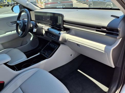 Used 2024 Hyundai Kona Limited AWD/4WD image 18