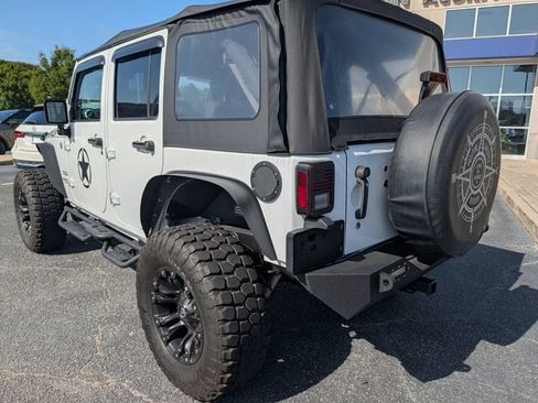 Used 2017 Jeep Wrangler Unlimited Sport AWD/4WD image 34