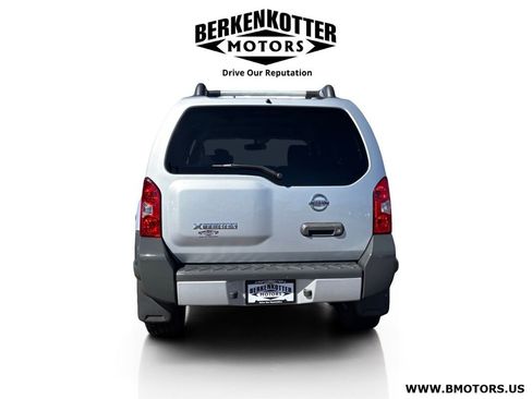 Used 2011 Nissan Xterra S w/ 4X4 Value Package image 4