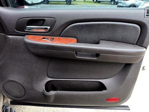 Used 2008 Chevrolet Avalanche LT image 24