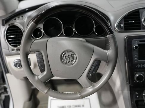 Used 2016 Buick Enclave Leather image 17