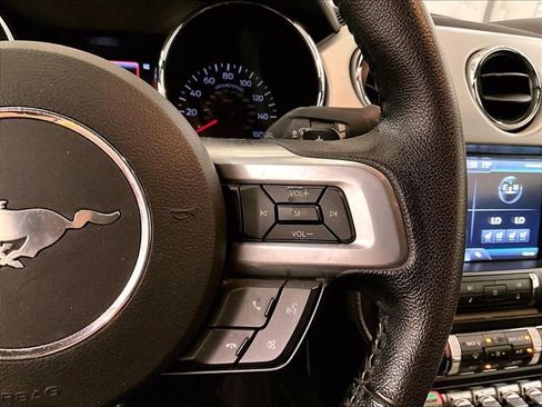 Used 2015 Ford Mustang Premium RWD image 19