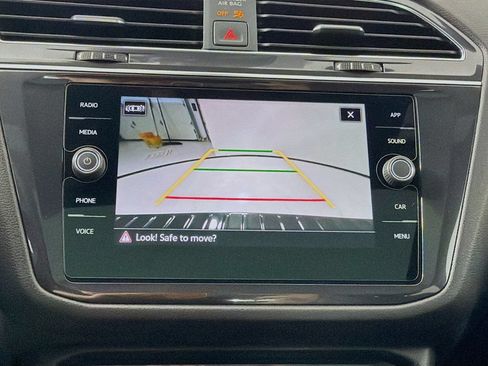 Certified 2023 Volkswagen Tiguan SE R-Line FWD image 13
