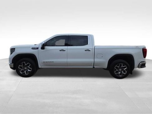 Used 2026 GMC Sierra 1500 SLT image 9