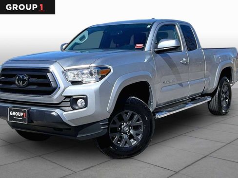 Certified 2023 Toyota Tacoma SR5 AWD/4WD image 1