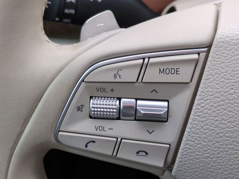 Used 2022 Genesis G90 5.0 Ultimate image 26