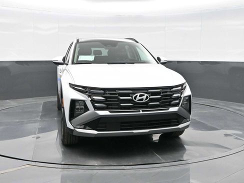 Used 2025 Hyundai Tucson SEL image 2