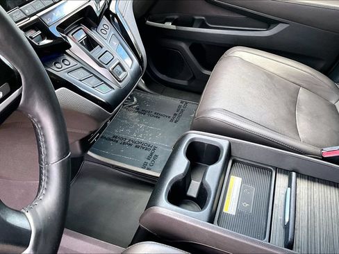 Used 2018 Honda Odyssey Elite image 17