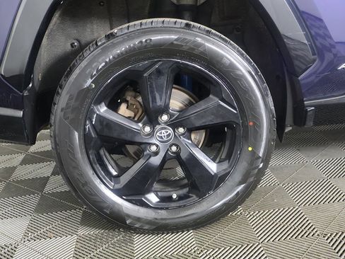 Used 2019 Toyota RAV4 XSE image 22