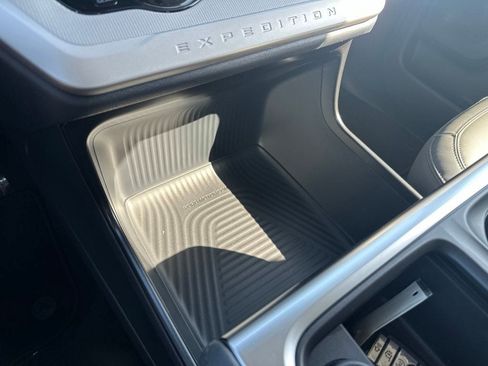 New 2026 Ford Expedition Active RWD image 20