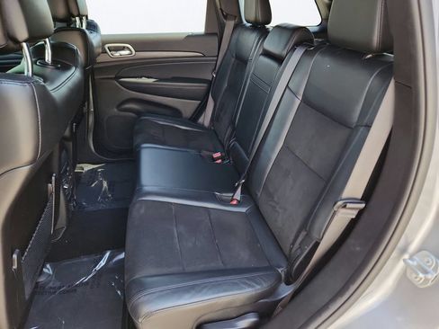 Used 2021 Jeep Grand Cherokee Laredo X AWD/4WD image 21