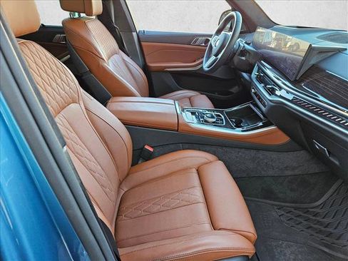 Used 2026 BMW X5 M60i image 22