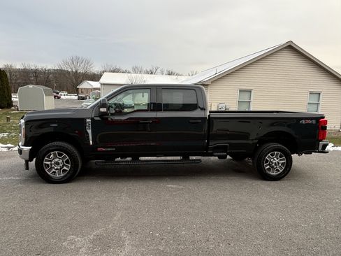 Used 2024 Ford F350 Lariat w/ Camper Package image 6