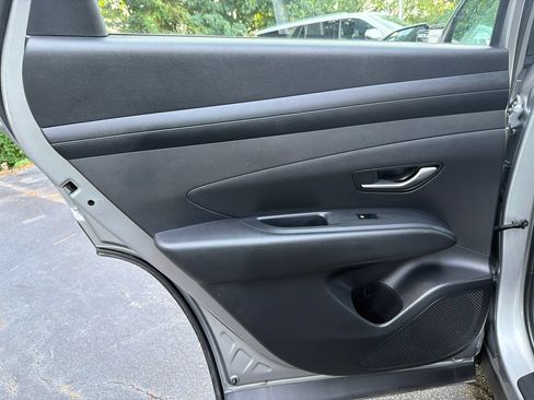 Used 2025 Hyundai Tucson SE FWD image 21
