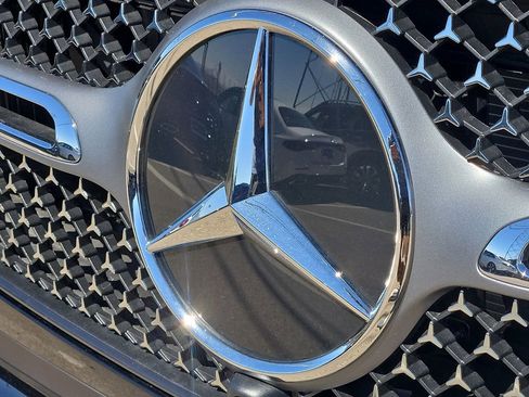 New 2026 Mercedes-Benz GLC 300 4MATIC image 7