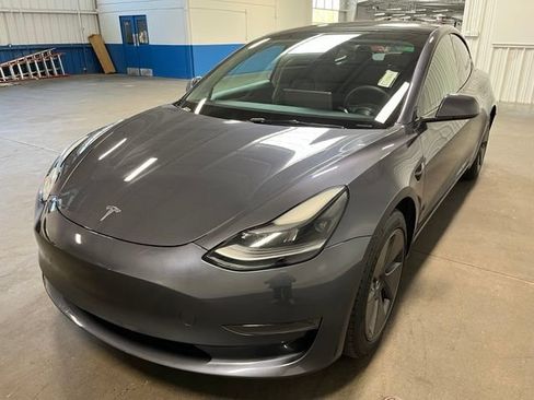 Used 2023 Tesla Model 3 Standard Range RWD image 7