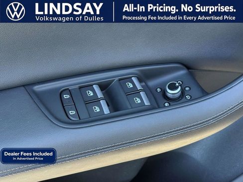 Used 2023 Audi Q7 3.0T Premium Plus w/ Premium Plus Package AWD/4WD image 10