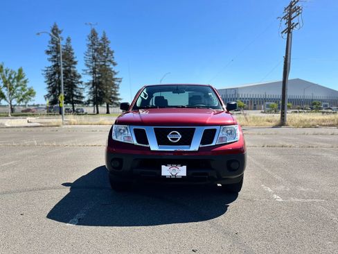 Used 2017 Nissan Frontier S RWD image 2