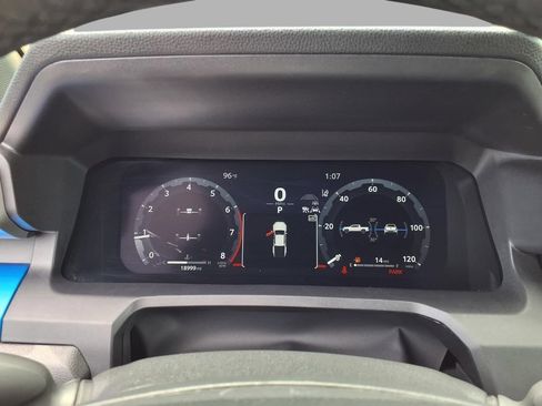 Used 2025 Toyota Tacoma TRD Off-Road AWD/4WD image 17