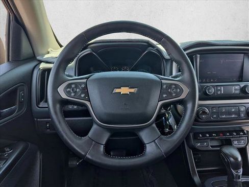 Used 2022 Chevrolet Colorado Z71 w/ Safety Package RWD image 14