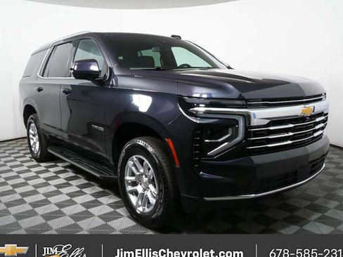 Used 2025 Chevrolet Tahoe LT image 1